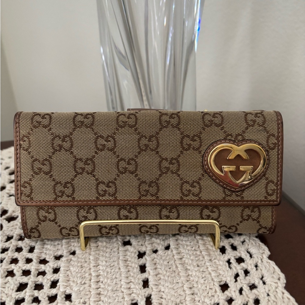 Gucci GG Logo Heart Canvas & Bronze Leather Continental Wallet - Picture 2 of 11